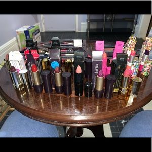 Lipsticks,lipgloss-prices varieties